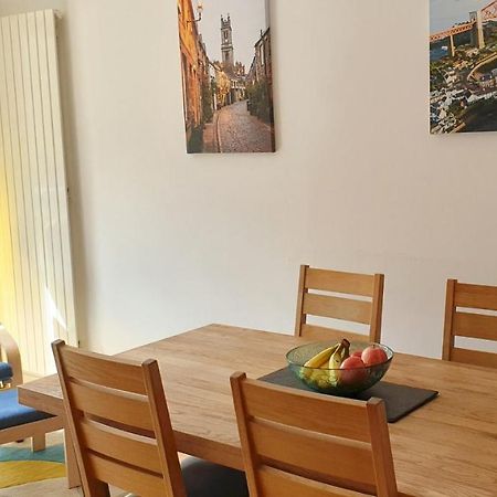 Altido Alluring 3Br Apt Near The Centre With Parking EDI Exterior photo