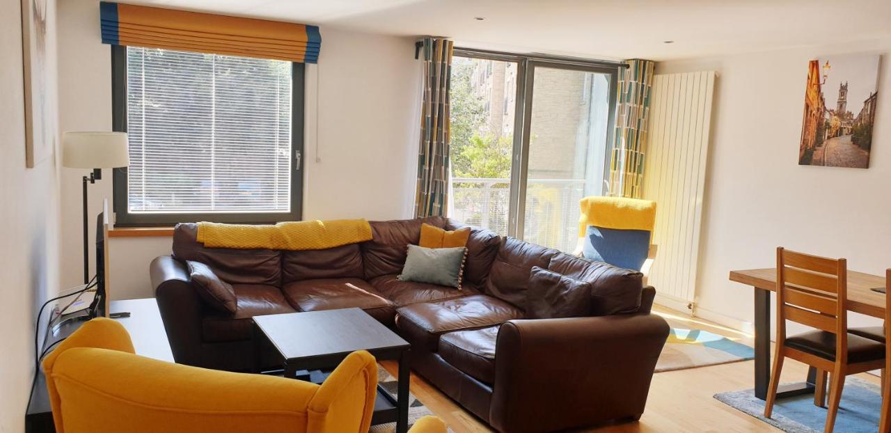 Altido Alluring 3Br Apt Near The Centre With Parking EDI Exterior photo
