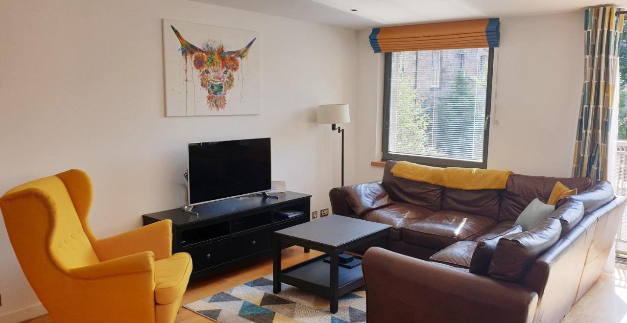 Altido Alluring 3Br Apt Near The Centre With Parking EDI Exterior photo