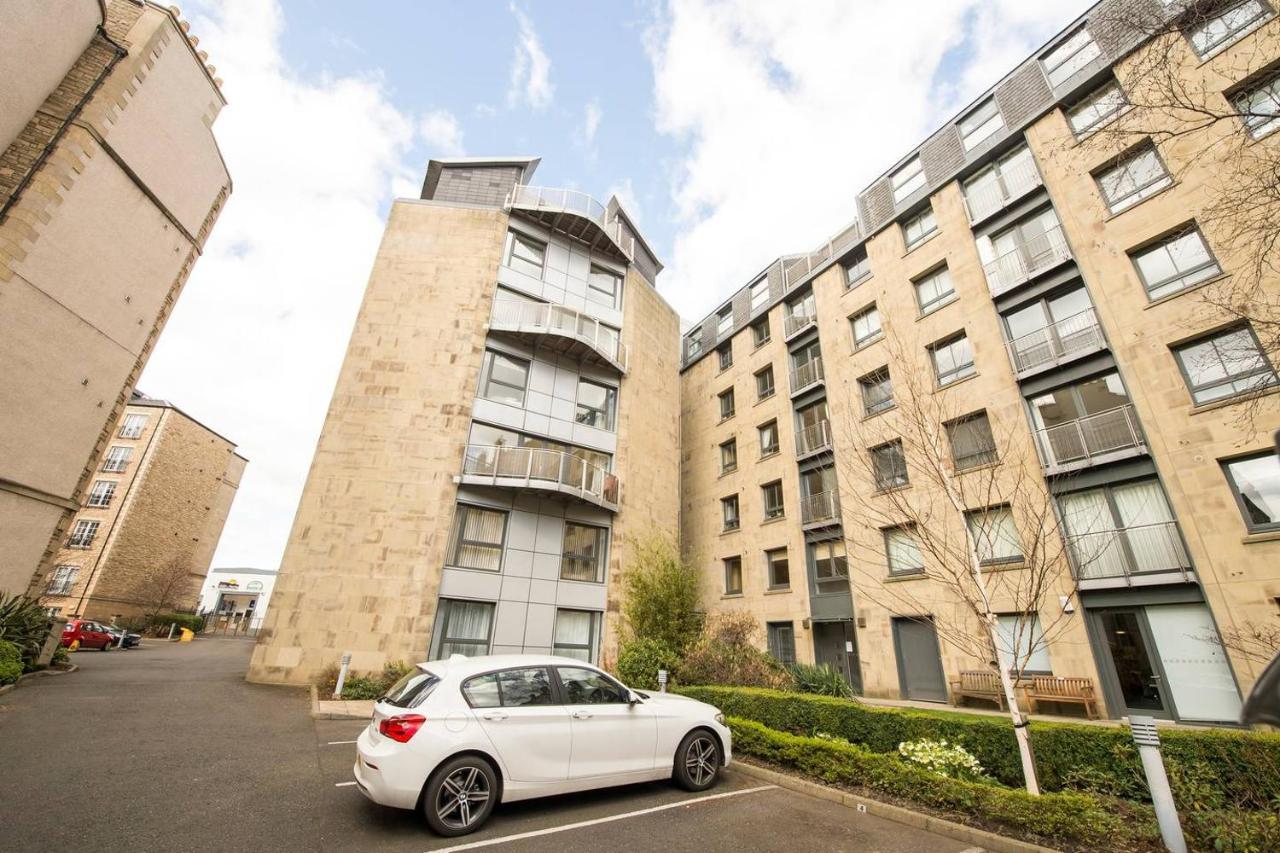 Altido Alluring 3Br Apt Near The Centre With Parking EDI Exterior photo