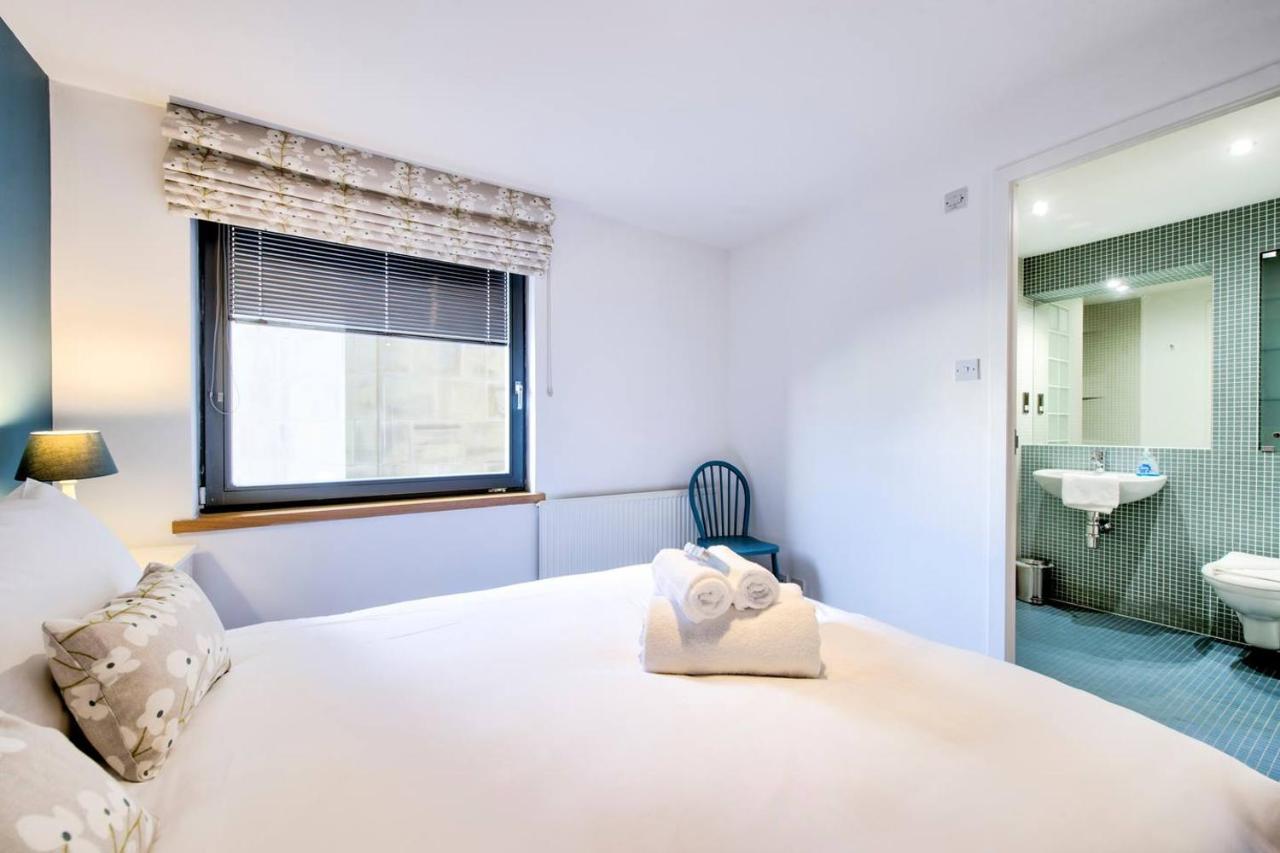 Altido Alluring 3Br Apt Near The Centre With Parking EDI Room photo