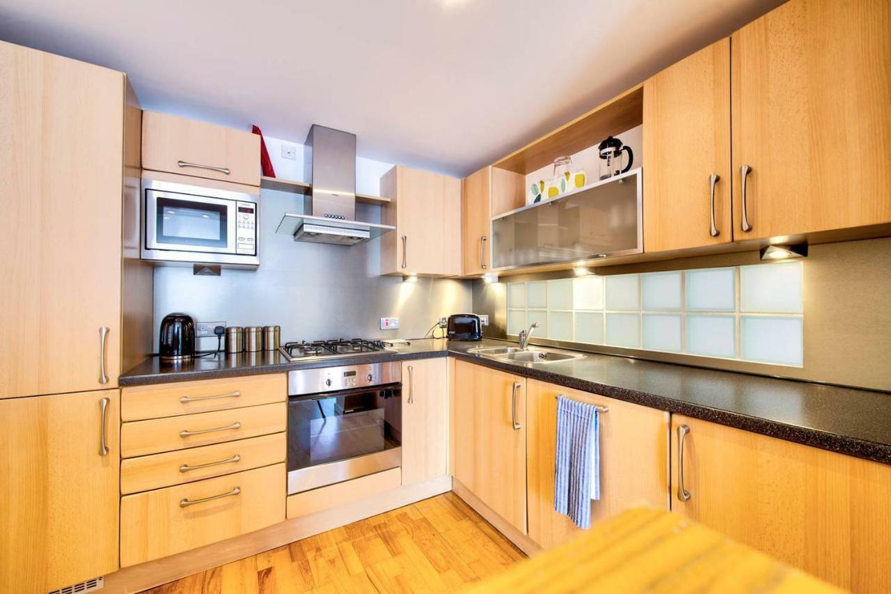 Altido Alluring 3Br Apt Near The Centre With Parking EDI Exterior photo